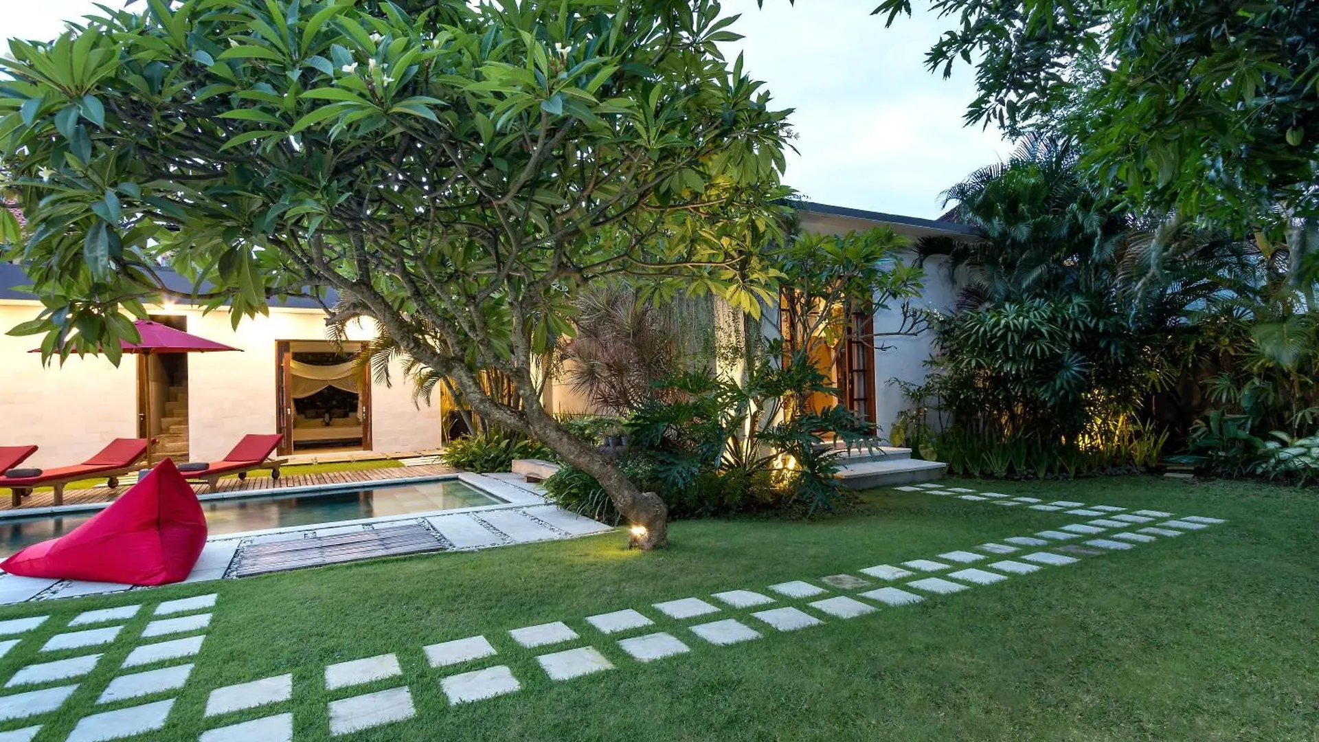 Alarte Estate By Villa Finder Seminyak   Seminyak (Bali)