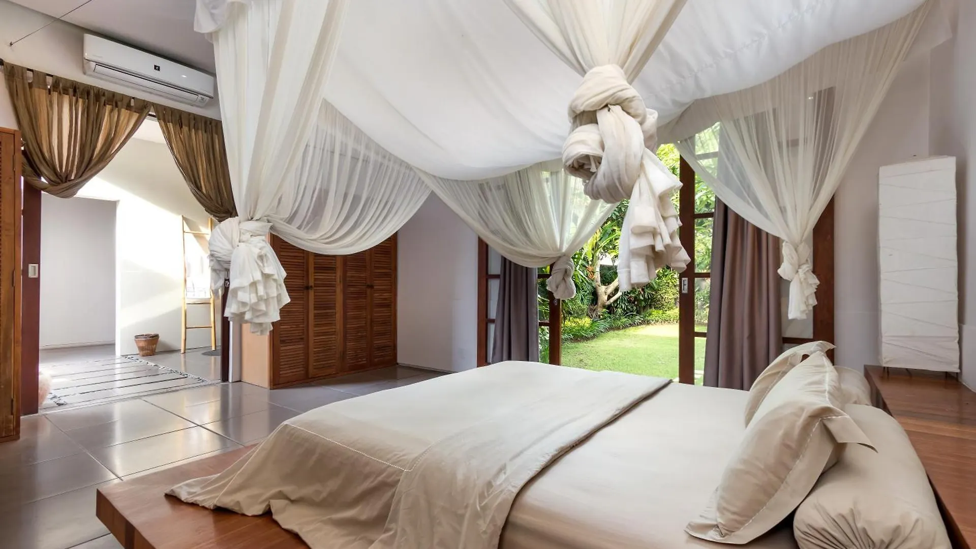 Alarte Estate By Villa Finder Seminyak  0*, Seminyak (Bali)