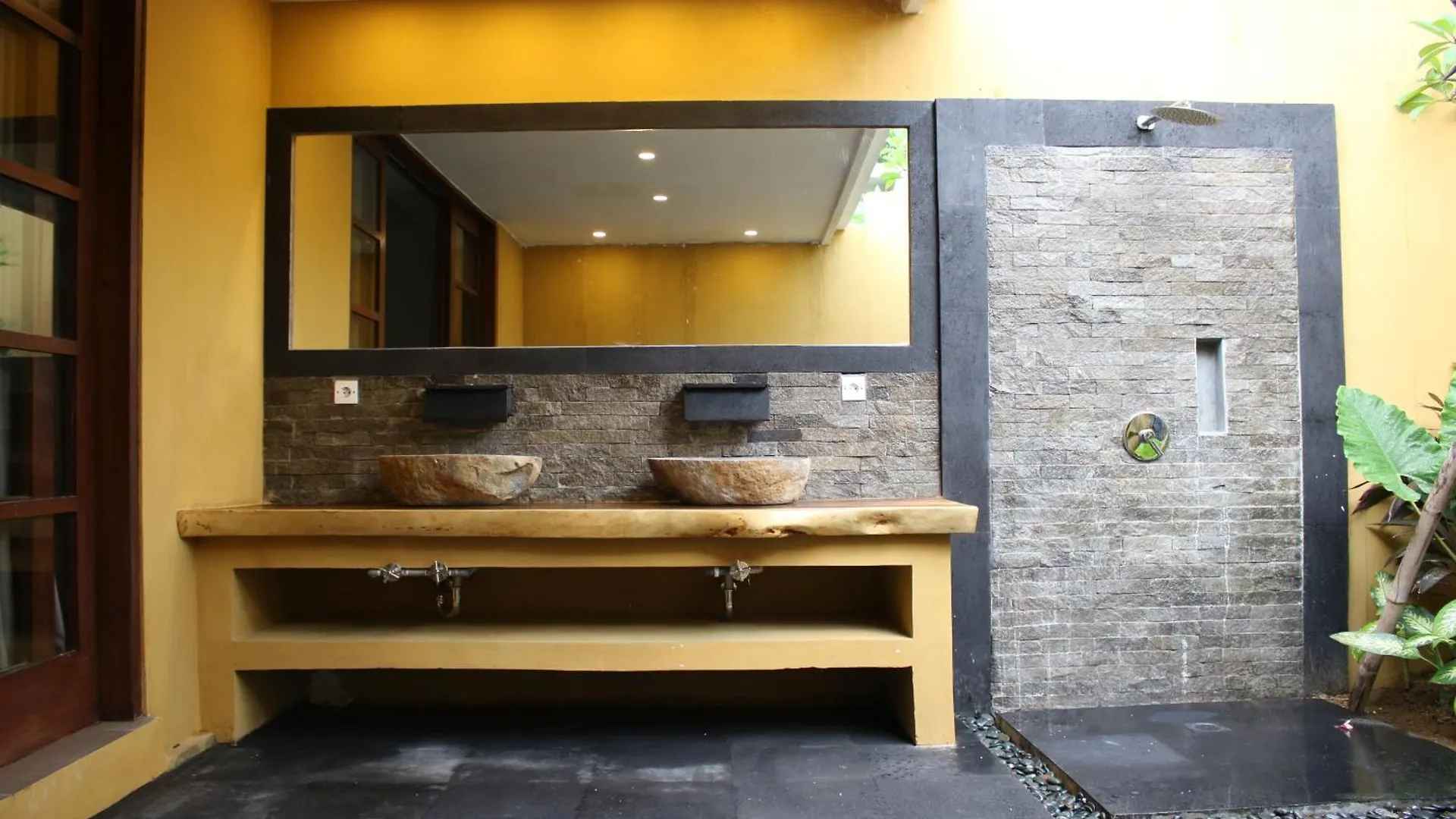 Alarte Estate By Villa Finder Seminyak   Seminyak (Bali)