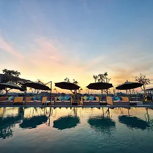 De Vins Sky Seminyak